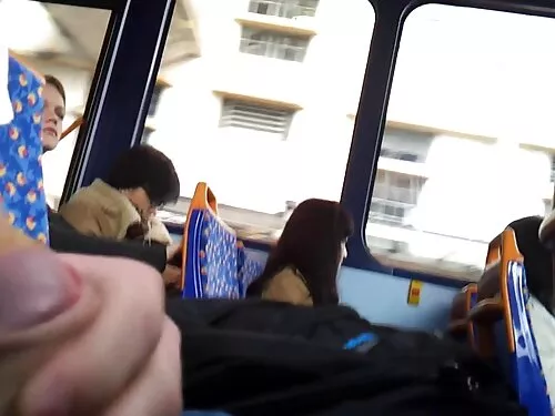 Vieša pornografija:  ...