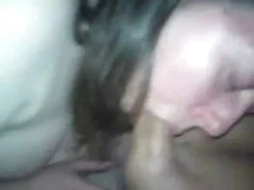 Brunetė su didelėmis ...
